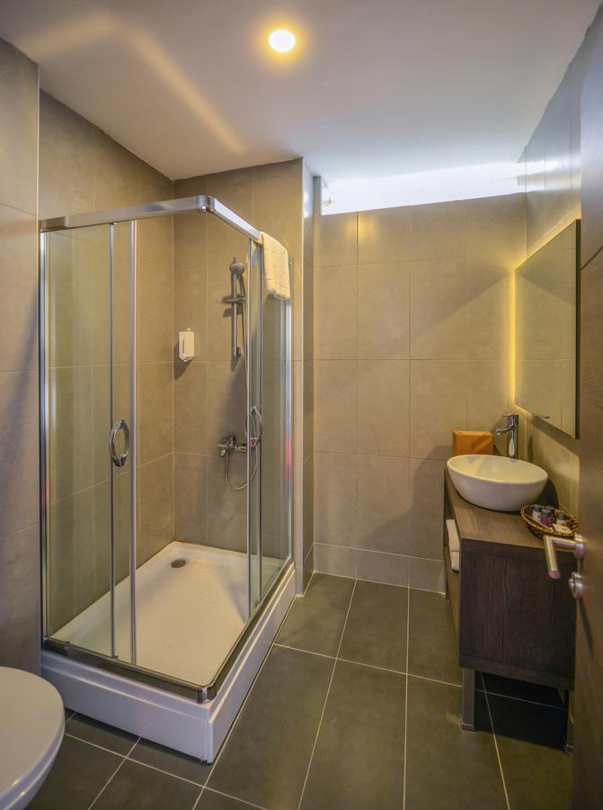 A11 Hotel Atasehir Istanbul Ngoại thất bức ảnh
